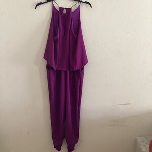 Romper with pockets size 6 tapered at the ankles